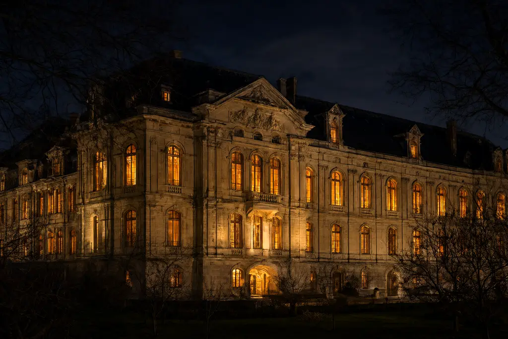 Casino de Monte-Carlo: A Guide to the Classic Rooms